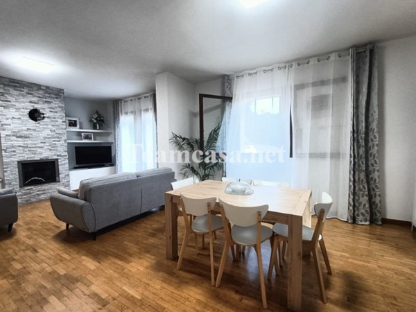 casa indipendente in vendita a Pesaro in zona Villa Betti