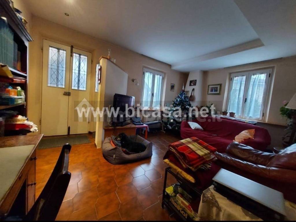 casa indipendente in vendita a Pesaro in zona Pantano