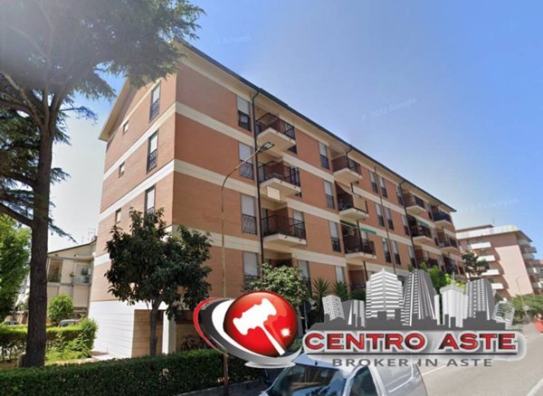 appartamento in vendita a Pesaro in zona Loreto