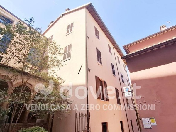 appartamento in vendita a Pesaro in zona Mare