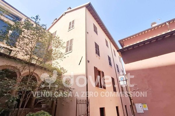 appartamento in vendita a Pesaro in zona Centro Città