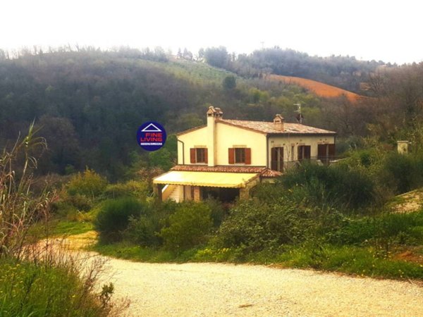 casa indipendente in vendita a Pesaro in zona Villa Fastiggi