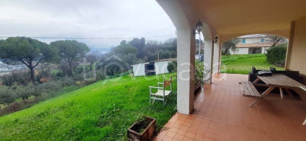 casa indipendente in vendita a Pesaro in zona Santa Veneranda