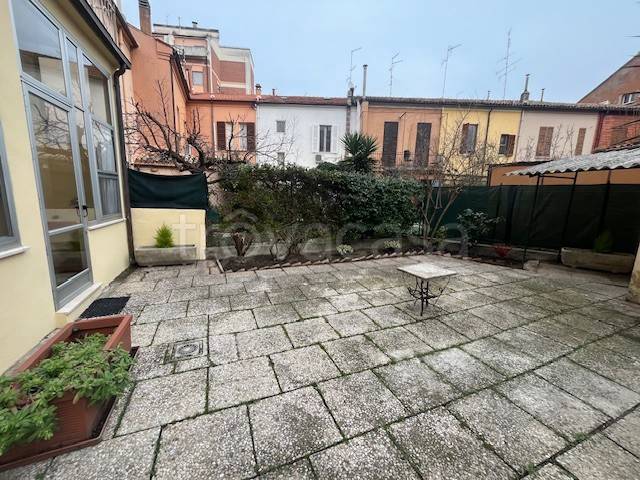 casa indipendente in vendita a Pesaro in zona Mare