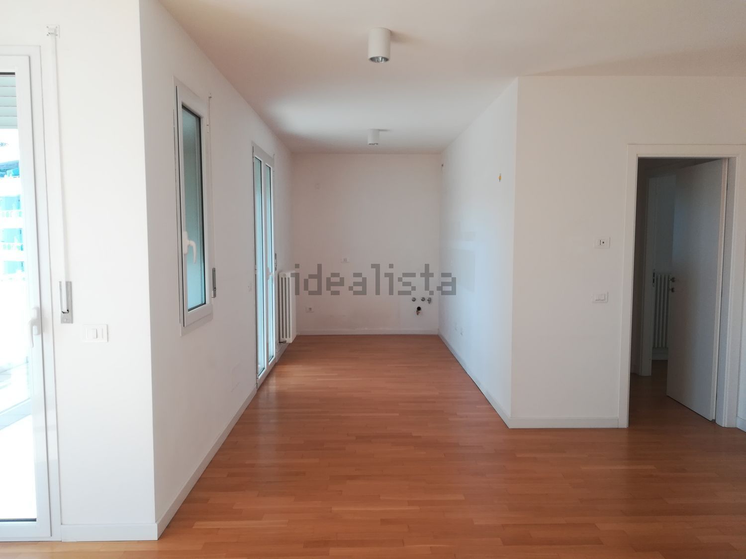 appartamento in vendita a Pesaro in zona Mare