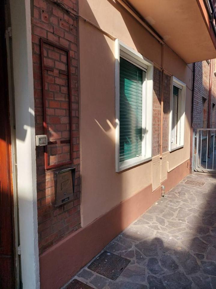 casa indipendente in vendita a Pesaro in zona Centro Città