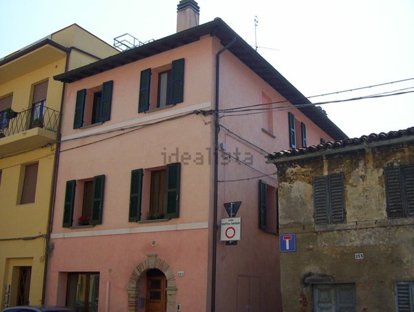 appartamento in vendita a Pesaro in zona Centro Città