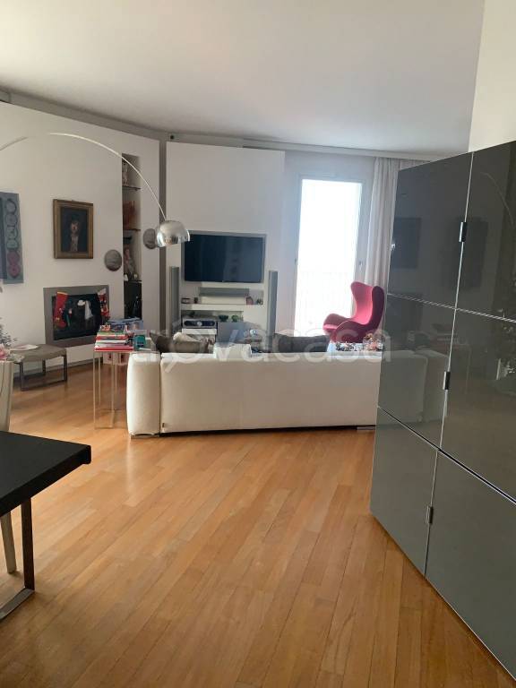 appartamento in vendita a Pesaro in zona Centro Città