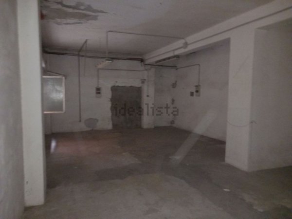 locale di sgombero in vendita a Pesaro in zona Centro Città