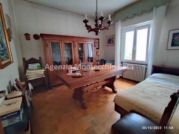 appartamento in vendita a Pesaro in zona Mare