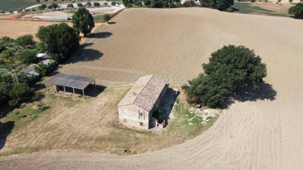 casa indipendente in vendita a Pesaro in zona Villa Ceccolini