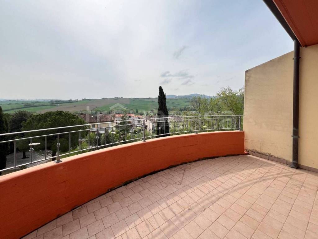 appartamento in vendita a Pesaro in zona Villa Betti