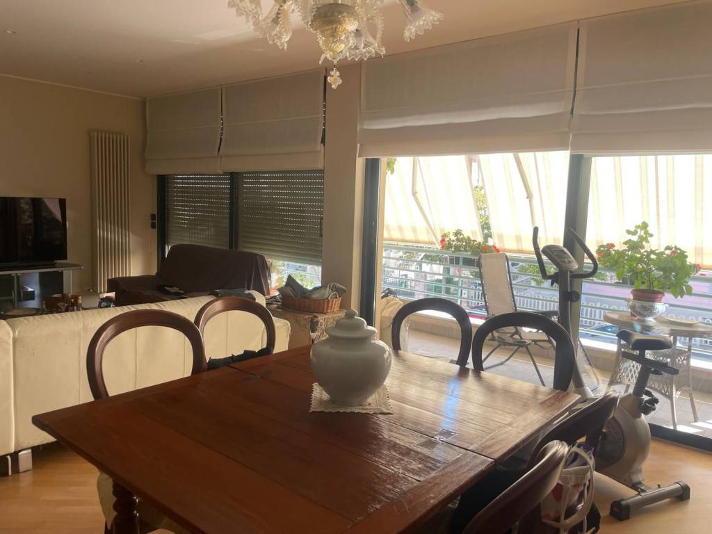 appartamento in vendita a Pesaro in zona Mare