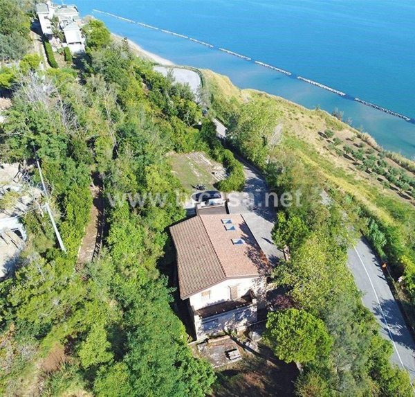 appartamento in vendita a Pesaro in zona Mare