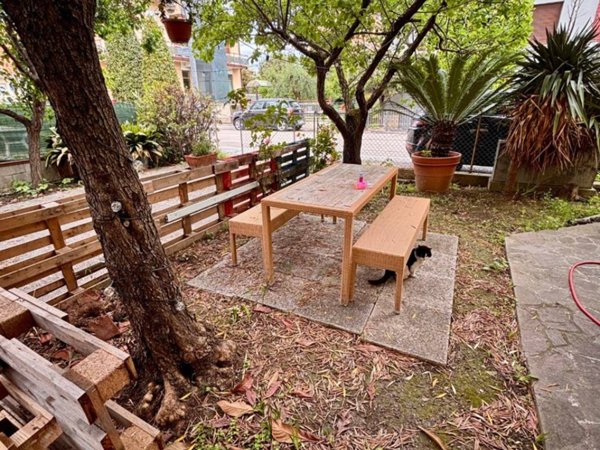 casa indipendente in vendita a Pesaro in zona Pantano