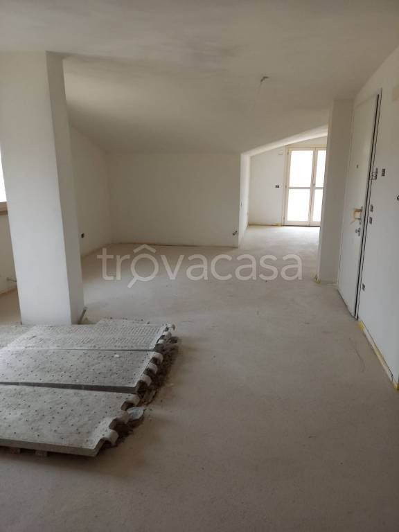 appartamento in vendita a Pesaro in zona Centro Città