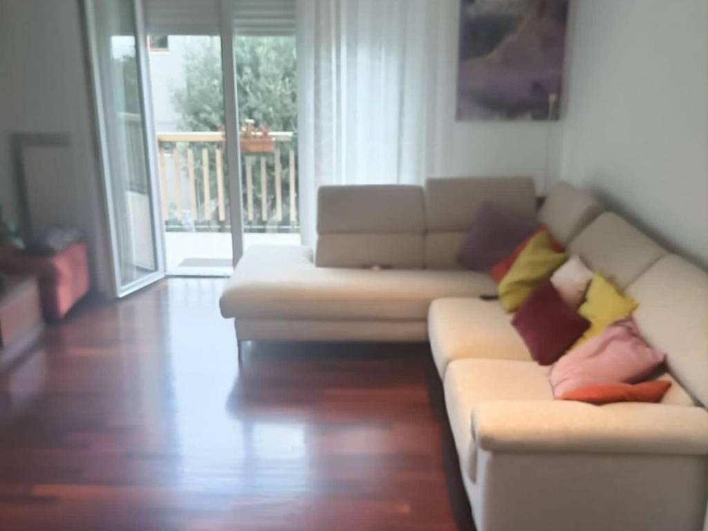 appartamento in vendita a Pesaro in zona Vismara