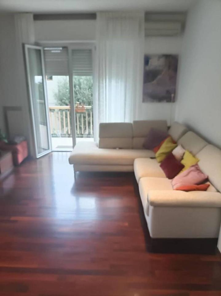 appartamento in vendita a Pesaro in zona Vismara