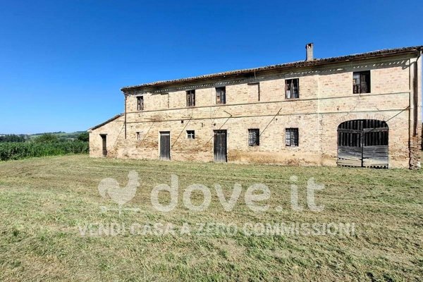 casa indipendente in vendita a Pesaro in zona Centro Città