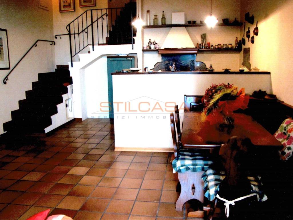 casa indipendente in vendita a Pesaro in zona Novilara