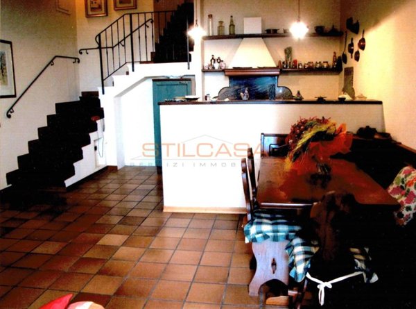 casa indipendente in vendita a Pesaro in zona Novilara