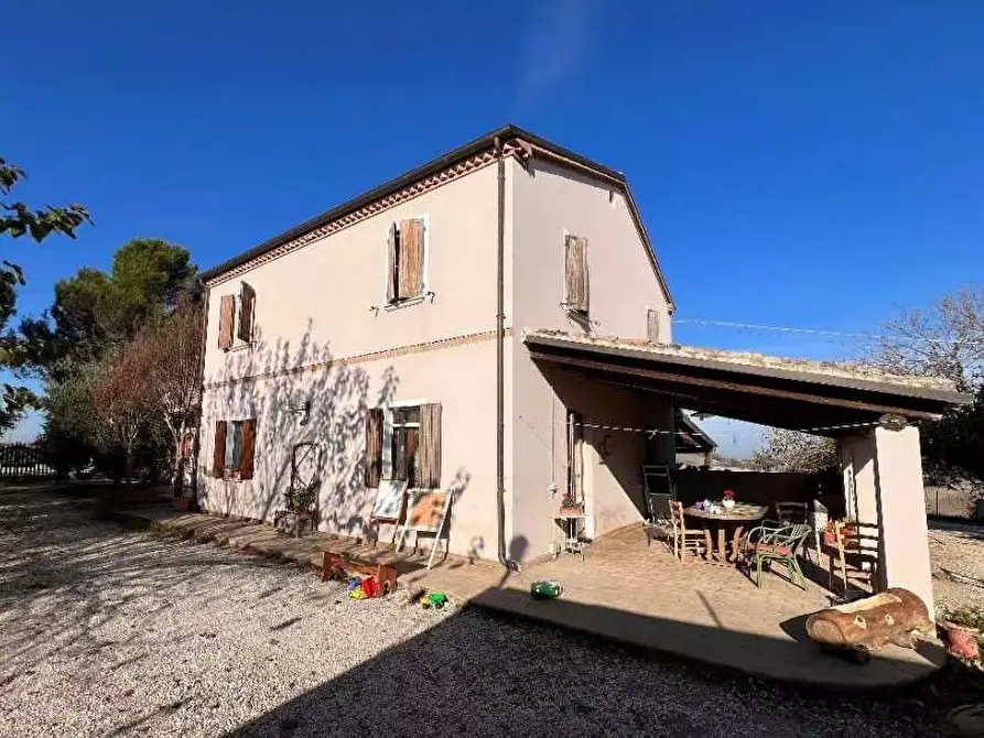 casa indipendente in vendita a Pesaro in zona Candelara