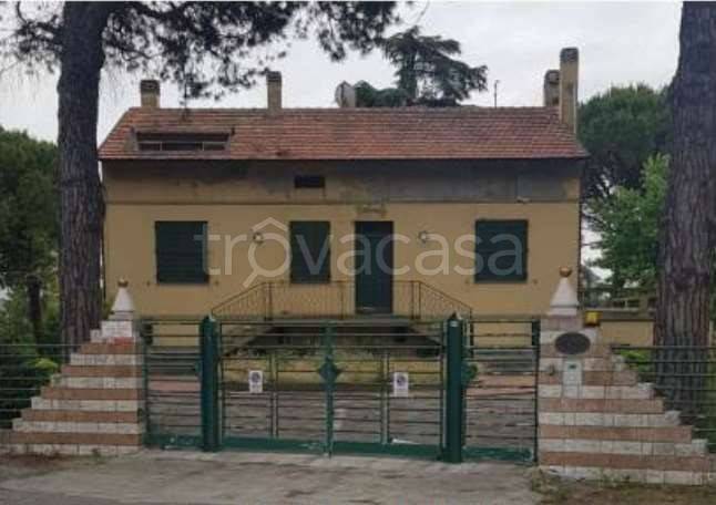 casa indipendente in vendita a Pesaro in zona Tre Ponti