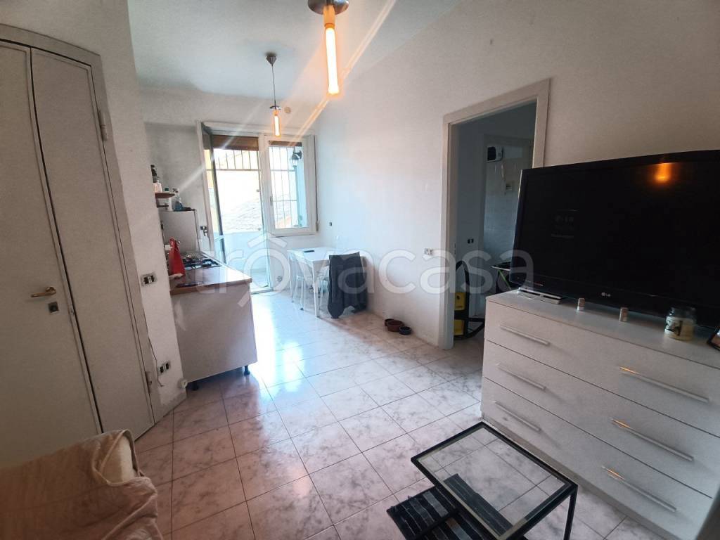 appartamento in vendita a Pesaro in zona Centro Città