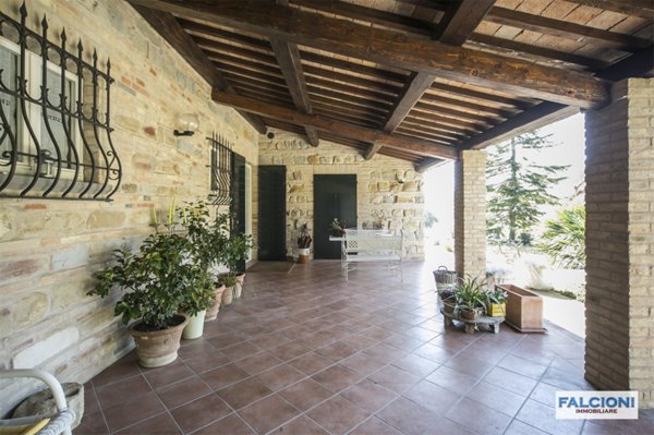 casa indipendente in vendita a Pesaro in zona Santa Veneranda