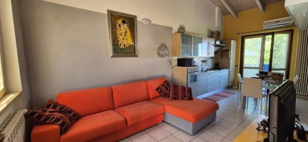 casa indipendente in vendita a Pesaro
