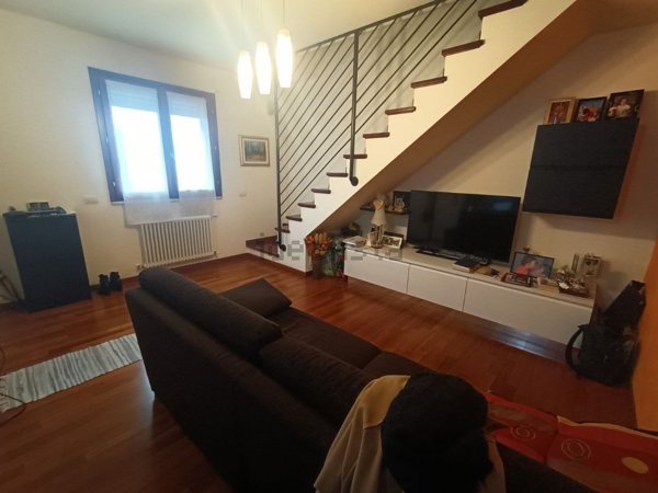 appartamento in vendita a Pesaro in zona Villa Ceccolini