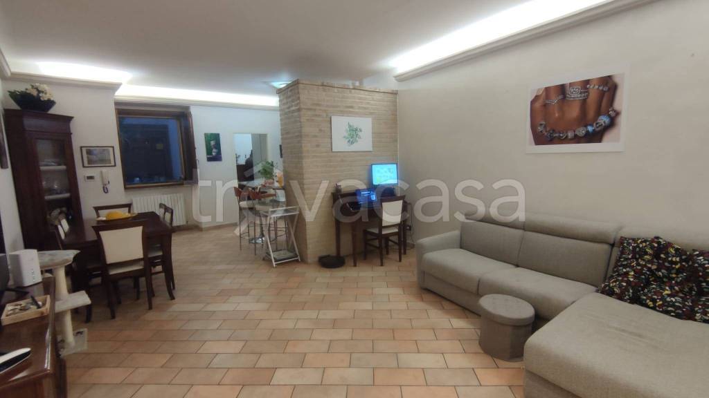 appartamento in vendita a Pesaro in zona Centro Città