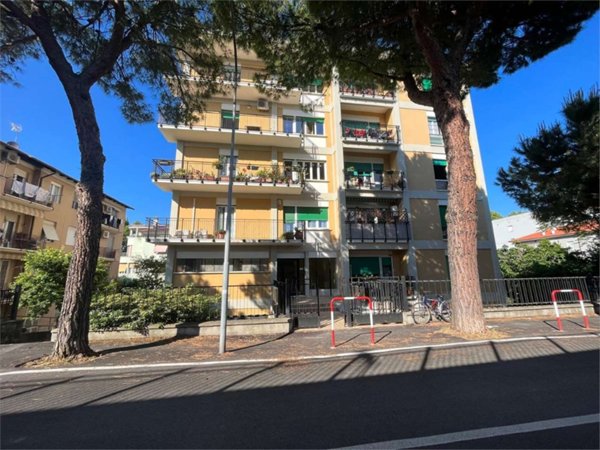appartamento in vendita a Pesaro in zona Mare