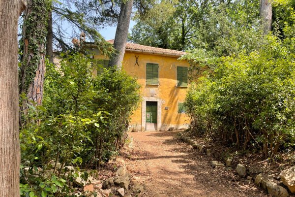 casa indipendente in vendita a Pesaro in zona Mare