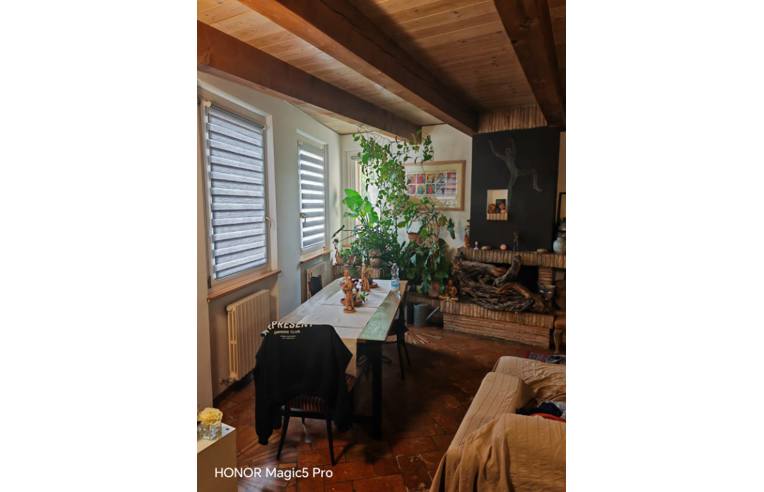 casa indipendente in vendita a Pesaro in zona Candelara