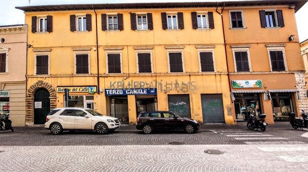 casa indipendente in vendita a Pesaro