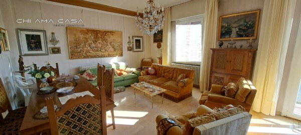 appartamento in vendita a Pesaro in zona Centro Città