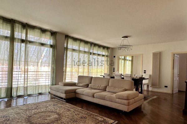 appartamento in vendita a Pesaro in zona Mare