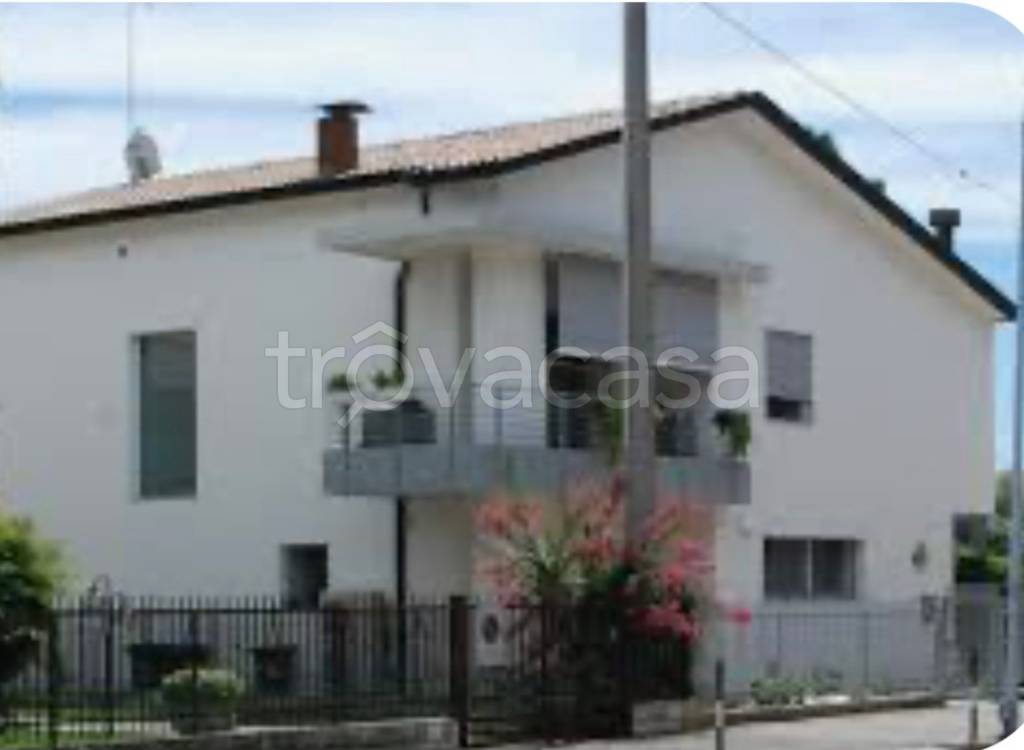 casa indipendente in vendita a Pesaro in zona Soria