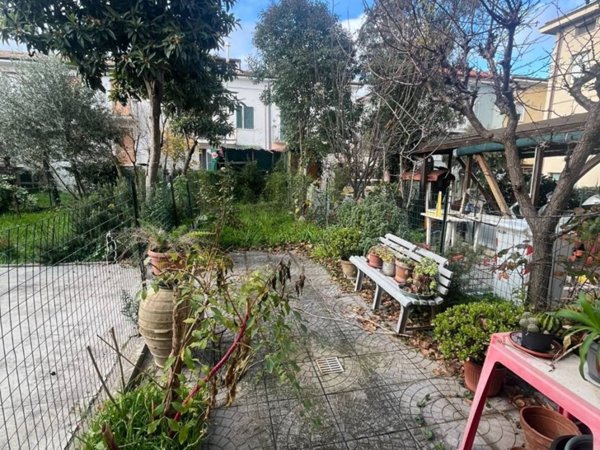 appartamento in vendita a Pesaro in zona Centro Città