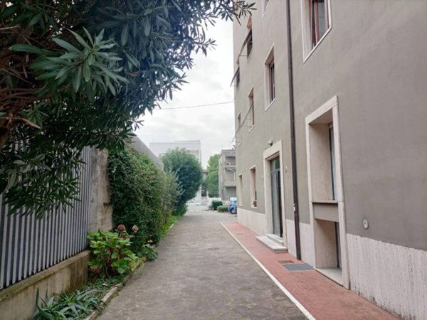 appartamento in vendita a Pesaro in zona Loreto