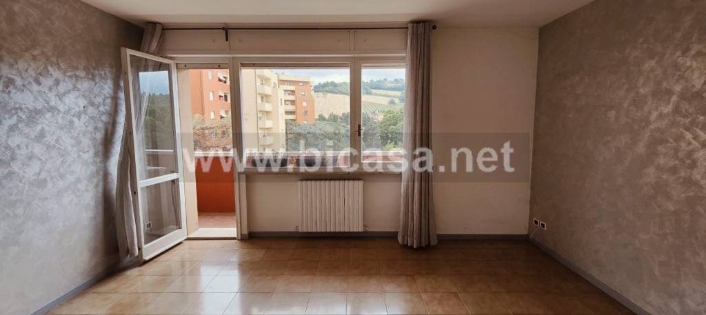 appartamento in vendita a Pesaro in zona Vismara