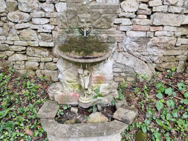 casa indipendente in vendita a Pesaro in zona Novilara