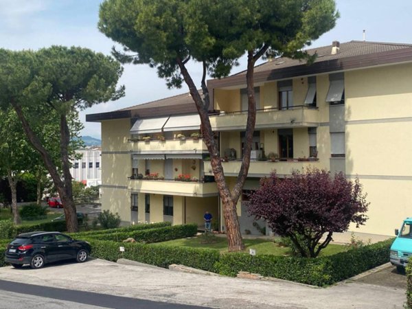 appartamento in vendita a Pesaro in zona Cattabrighe