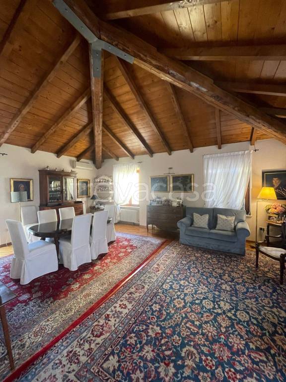 appartamento in vendita a Pesaro in zona Centro Città