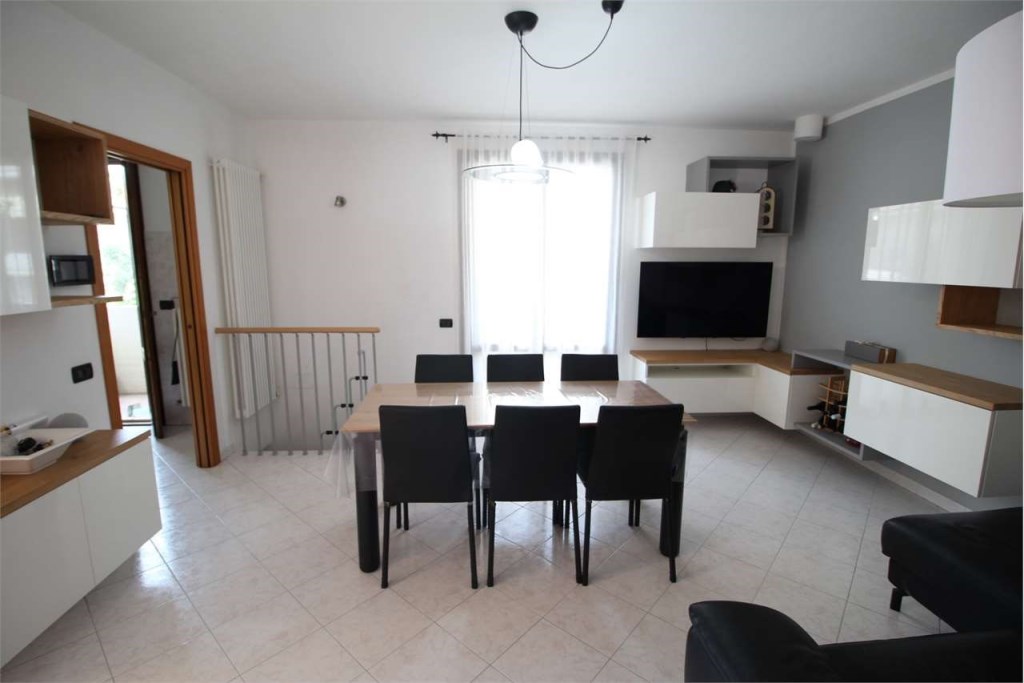 appartamento in vendita a Pesaro in zona Villa Ceccolini