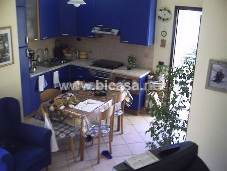 appartamento in vendita a Pesaro in zona Villa Betti