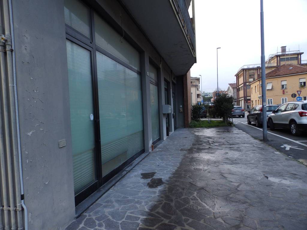 appartamento in vendita a Pesaro in zona Soria