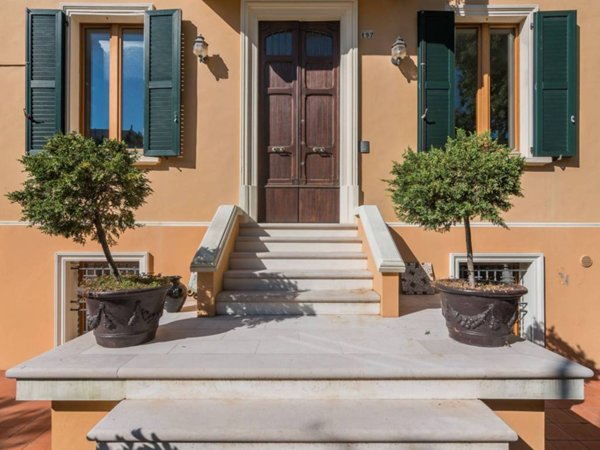 casa indipendente in vendita a Pesaro in zona Mare