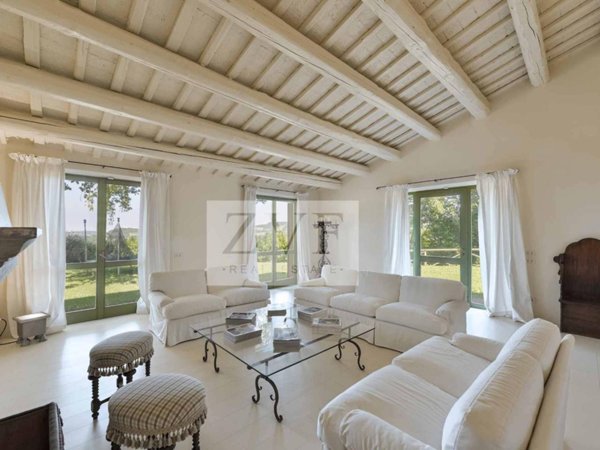 casa indipendente in vendita a Pesaro in zona Mare